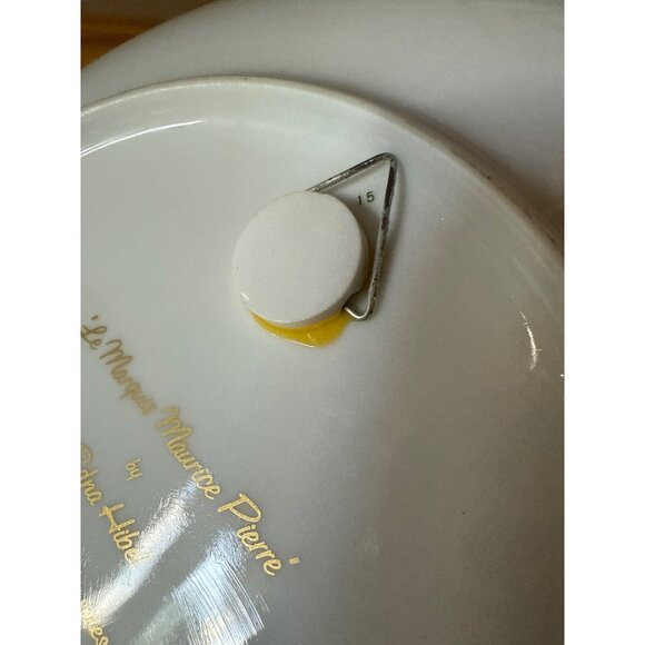 Edna Hibel "Le Marquis Maurice Pierre" Limited Edition Decorative Plate 6094/127 - Picture 9 of 11